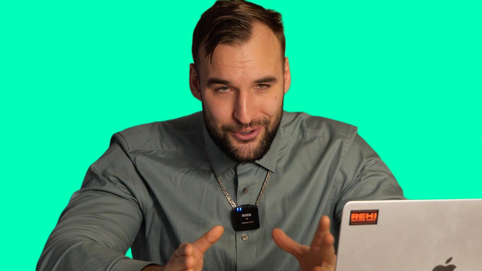 Raw green-screen frame before thumbnail design